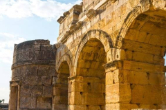 ruins_of_appollo_temple_with_fortress